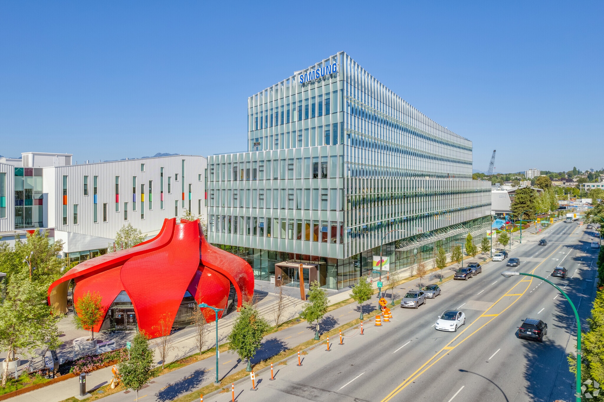 565 Great Northern Way, Vancouver, BC to rent Primary Photo- Image 1 of 13