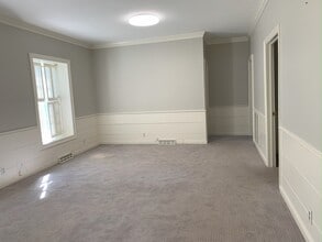 2305 Commonwealth Dr, Charlottesville, VA for sale Interior Photo- Image 2 of 6