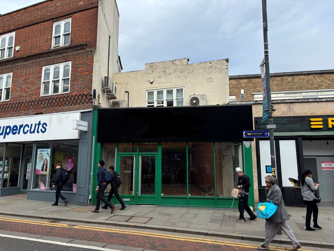 105 High St, Watford for sale Primary Photo- Image 1 of 1