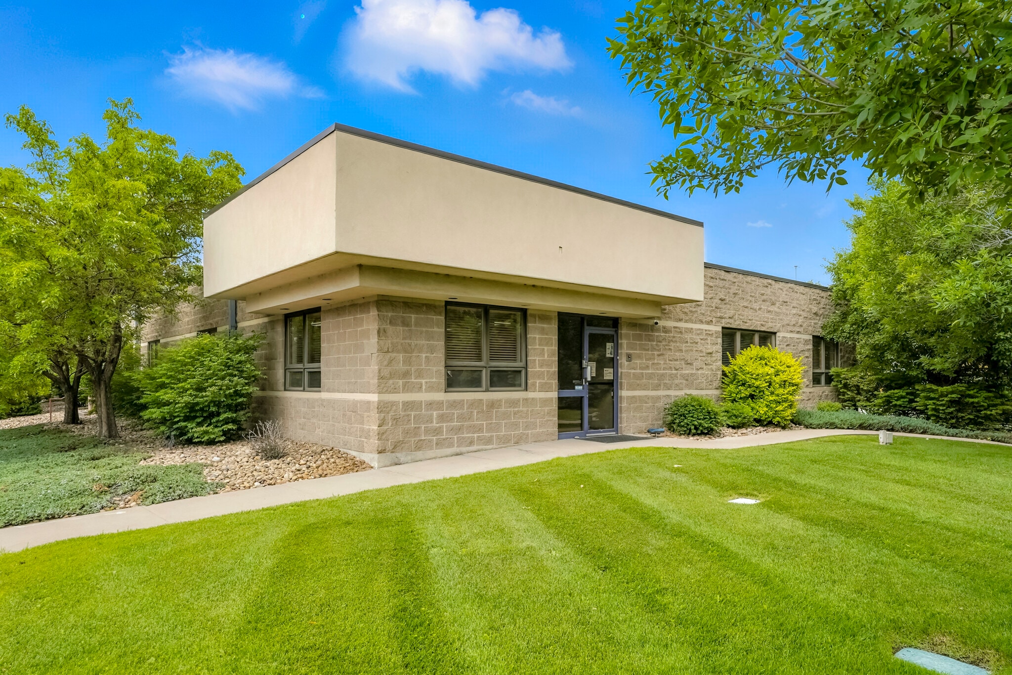 1775-1831 E 69th Ave, Denver, CO to rent Interior Photo- Image 1 of 4