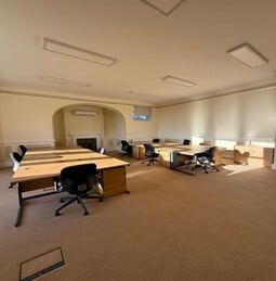 Bletchingley Rd, Nutfield to rent Interior Photo- Image 1 of 11