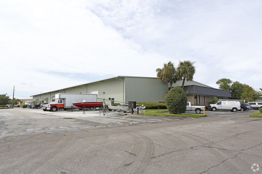 12890 Automobile Blvd, Clearwater, FL for rent - Primary Photo - Image 1 of 10