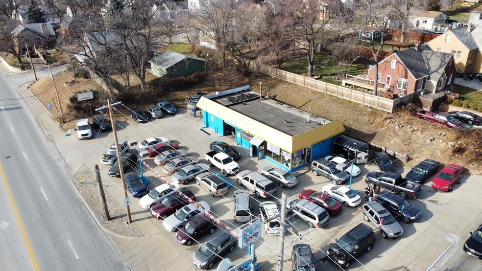6002 Center St, Omaha, NE for sale - Primary Photo - Image 1 of 1