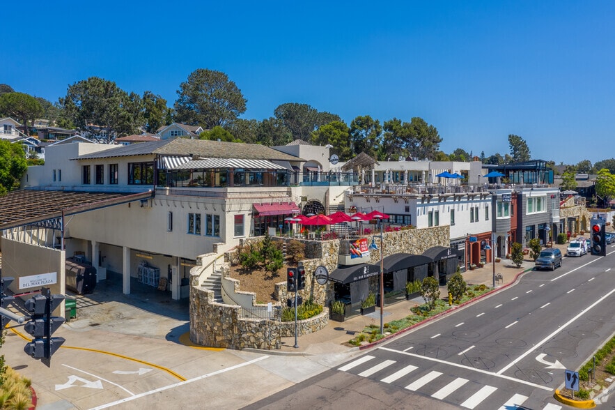 1555 Camino del Mar, Del Mar, CA to rent - Building Photo - Image 1 of 12