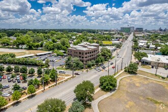 2632 Broadway St, San Antonio, TX - AERIAL  map view