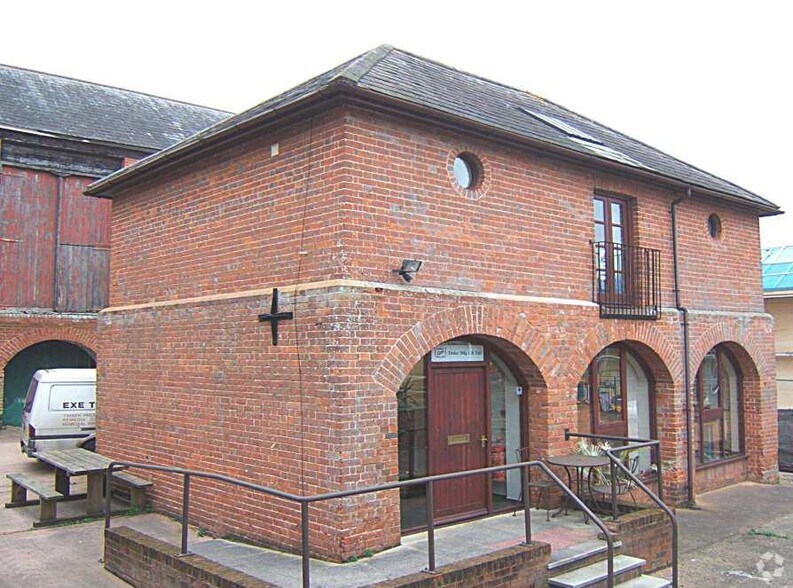 Westpoint Ct, Exeter for sale - Primary Photo - Image 1 of 1