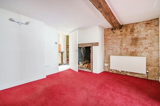 15 Temple St, Aylesbury to rent Building Photo- Image 2 of 3