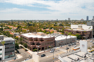 8840 Wilshire Blvd, Beverly Hills, CA - aerial  map view