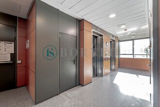 Calle Hermanos García Noblejas, 37 C, Madrid, Madrid to rent Lobby- Image 2 of 16