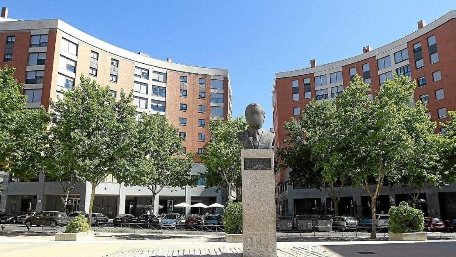Retail in Valladolid, Valladolid to rent Building Photo- Image 1 of 43
