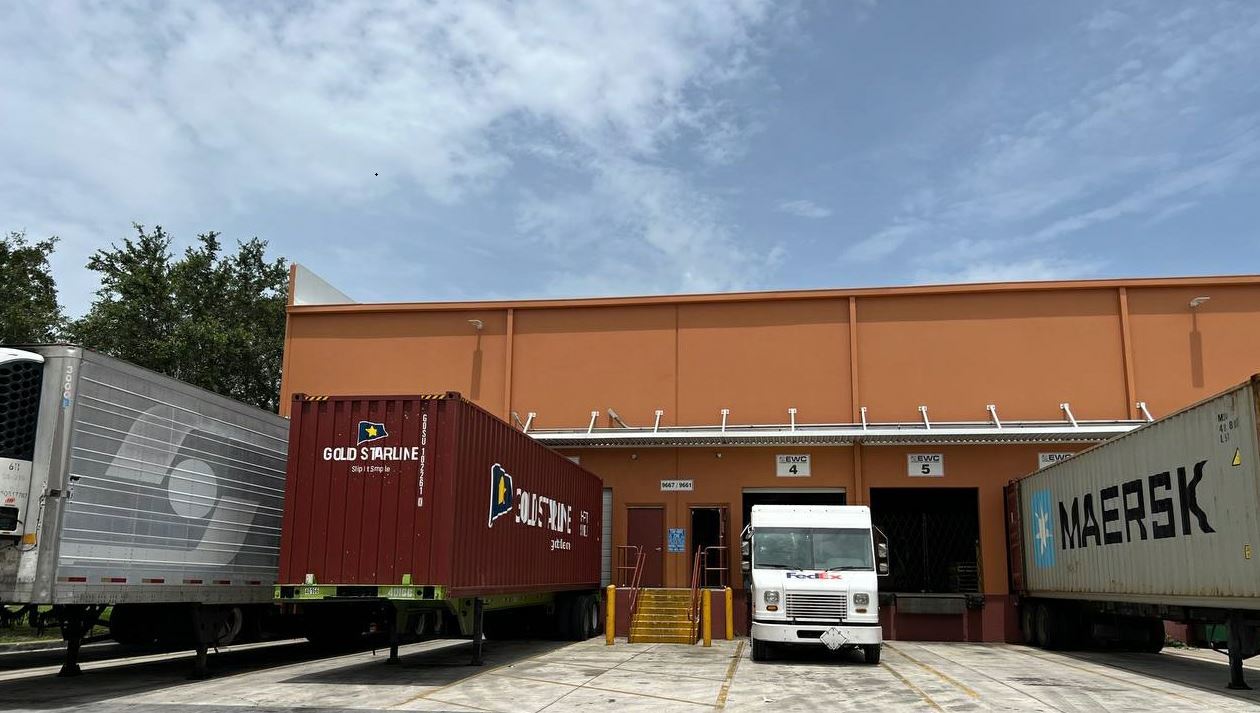 9601-9667 NW 33rd St, Miami, FL to rent Building Photo- Image 1 of 34