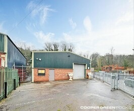 Mold Rd, Wrexham to rent Building Photo- Image 1 of 5