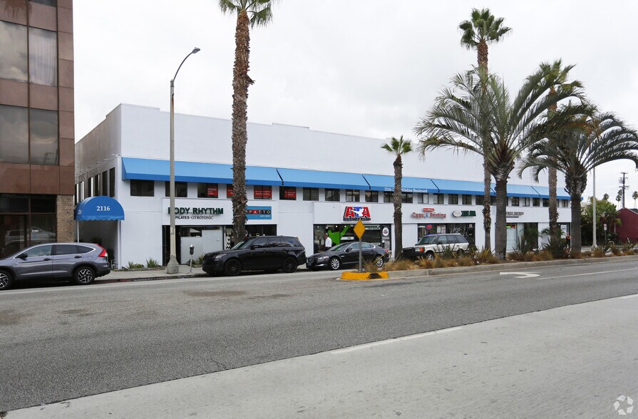 2102-2116 Wilshire Blvd, Santa Monica, CA to rent - Building Photo - Image 3 of 9