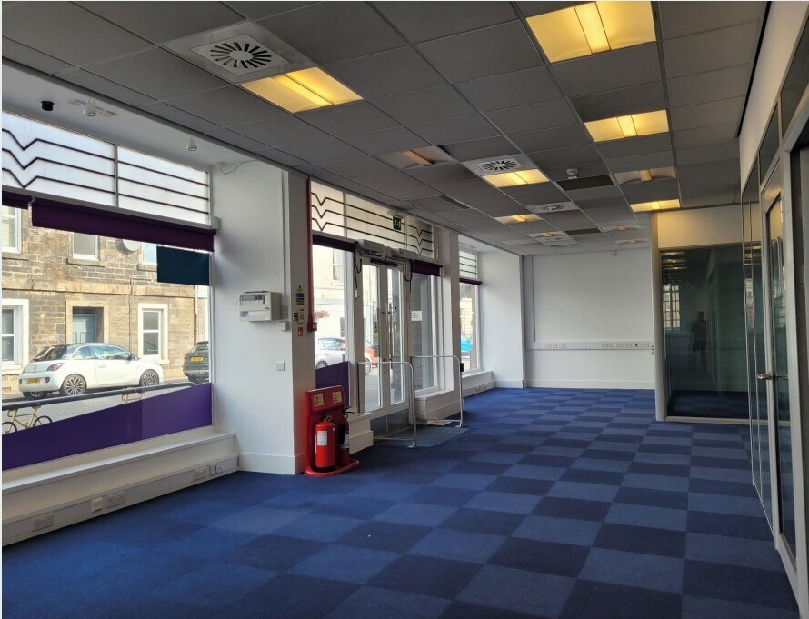 39-43 Bank St, Alloa to rent Interior Photo- Image 1 of 4