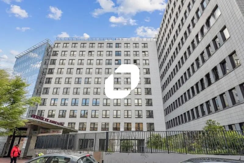 Office in Montreuil to rent Building Photo- Image 1 of 10