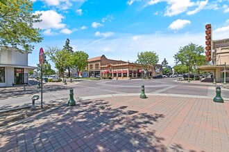 220 S K St, Tulare, CA for rent Building Photo- Image 1 of 19