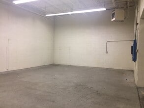 110 Union St, Hackensack, NJ to rent Interior Photo- Image 2 of 4