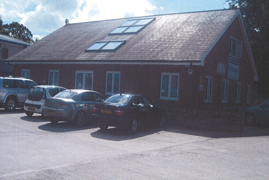 Caton, Ashburton, Ashburton for sale - Primary Photo - Image 1 of 1