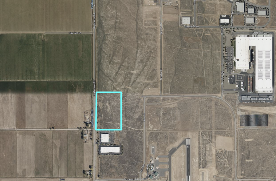 2453 Heybourne Rd, Minden, NV for sale - Building Photo - Image 2 of 7