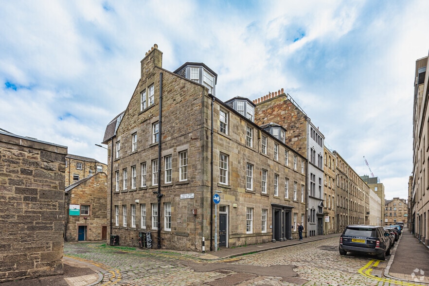 21-23 Thistle St, Edinburgh to rent - Building Photo - Image 1 of 2