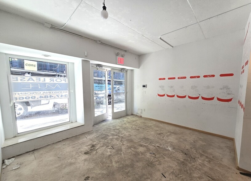 2409-2411 41st Ave, Long Island City, NY to rent - Building Photo - Image 1 of 10