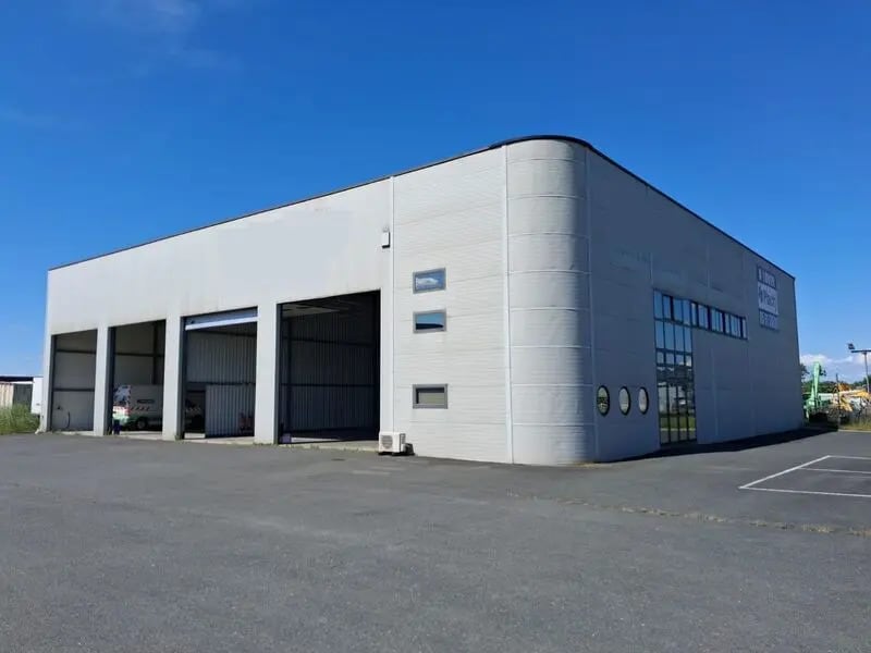 Location Local d'activités 1 065 m² - Photo 1