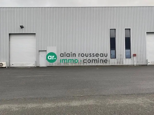 Location Local d'activités 493 m²