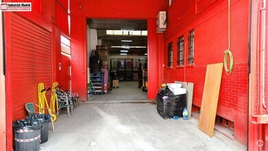 Industrial in Leganés, MAD for rent Building Photo- Image 1 of 16