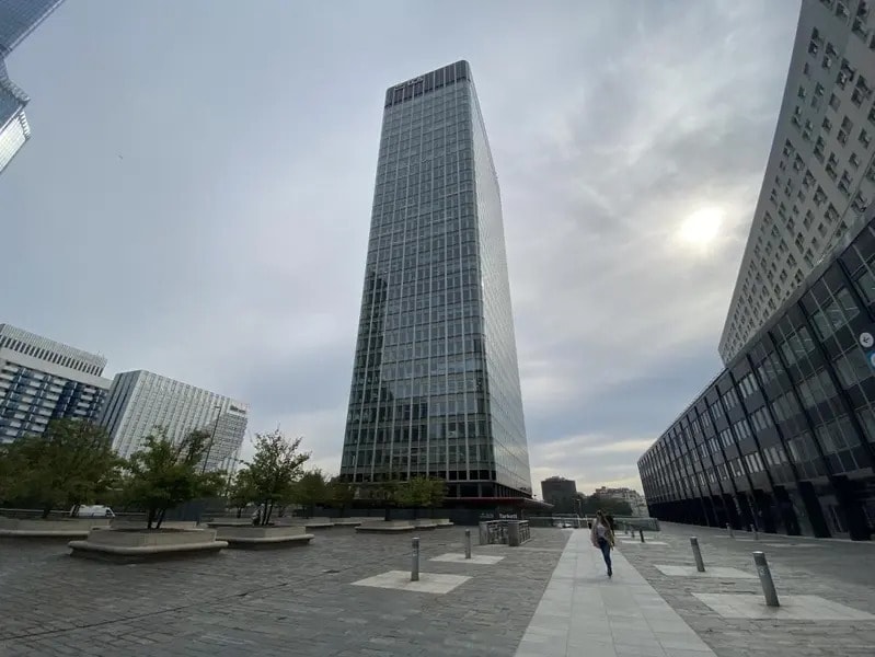 1 Terrasse Bellini, Puteaux to rent Building Photo- Image 1 of 27