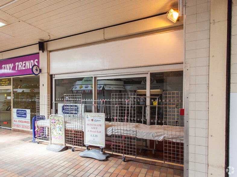 Crown Walk, Taunton for sale - Primary Photo - Image 1 of 1