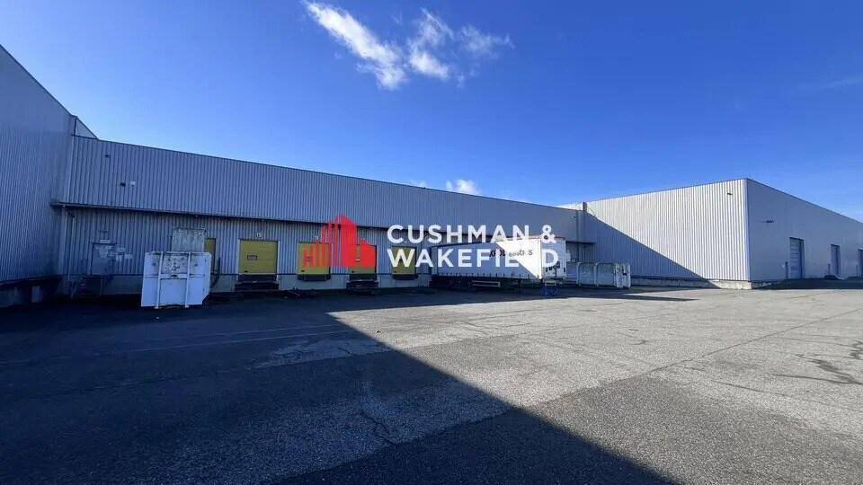 Industrial in Colomiers to rent Building Photo- Image 1 of 12