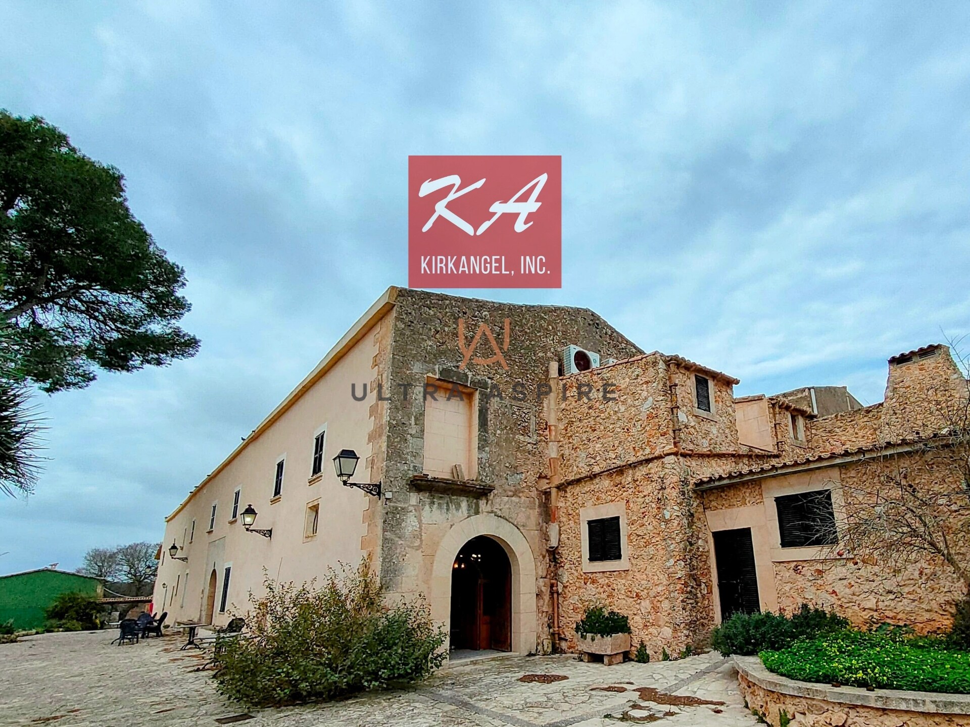 Carretera Sineu Km, Sencelles, Islas Baleares for sale Primary Photo- Image 1 of 57