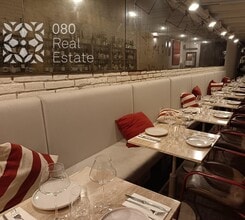 Retail in Barcelona, Barcelona to rent Interior Photo- Image 1 of 6