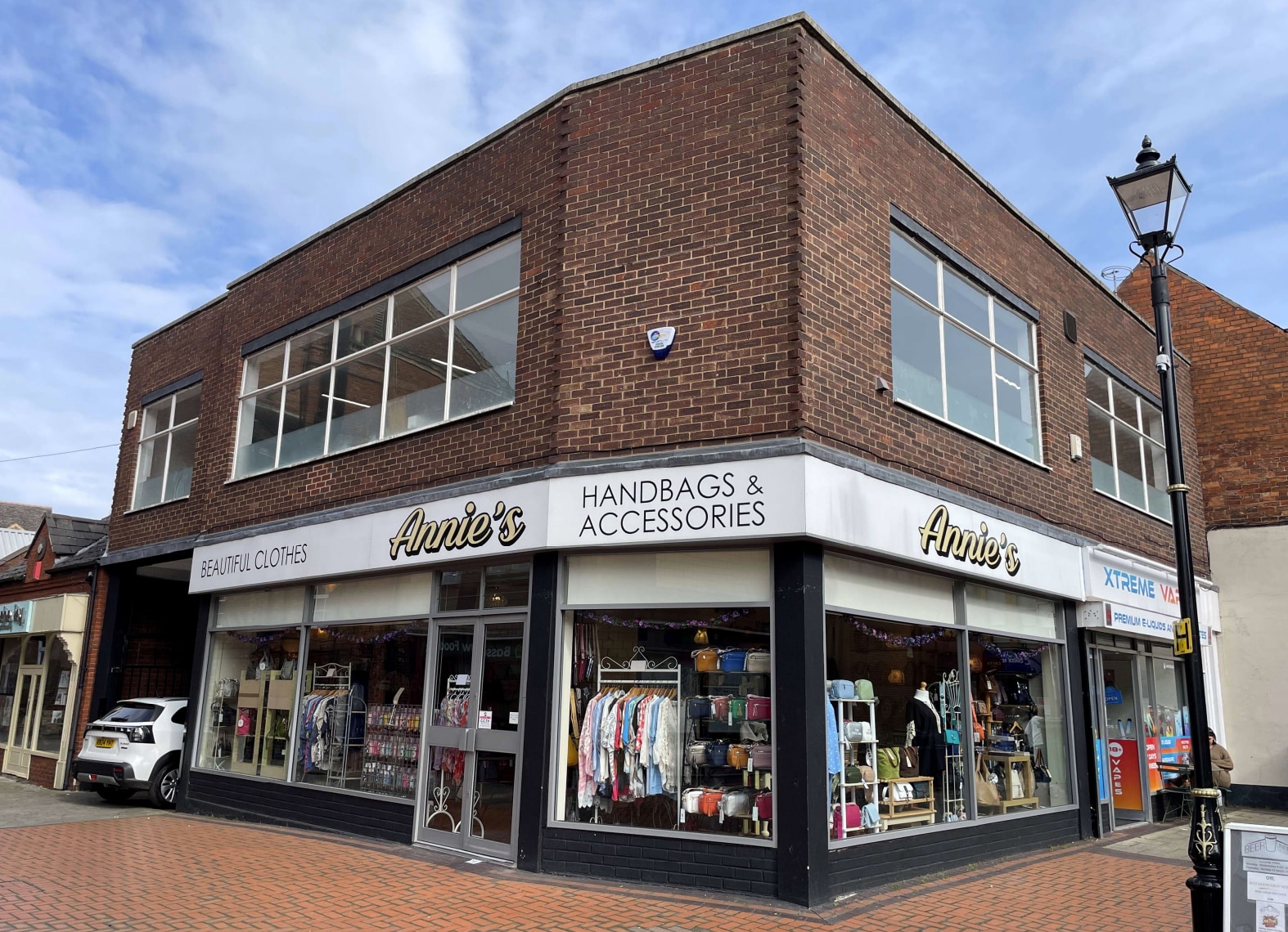 8-10 Exchange St, Retford to rent Building Photo- Image 1 of 4