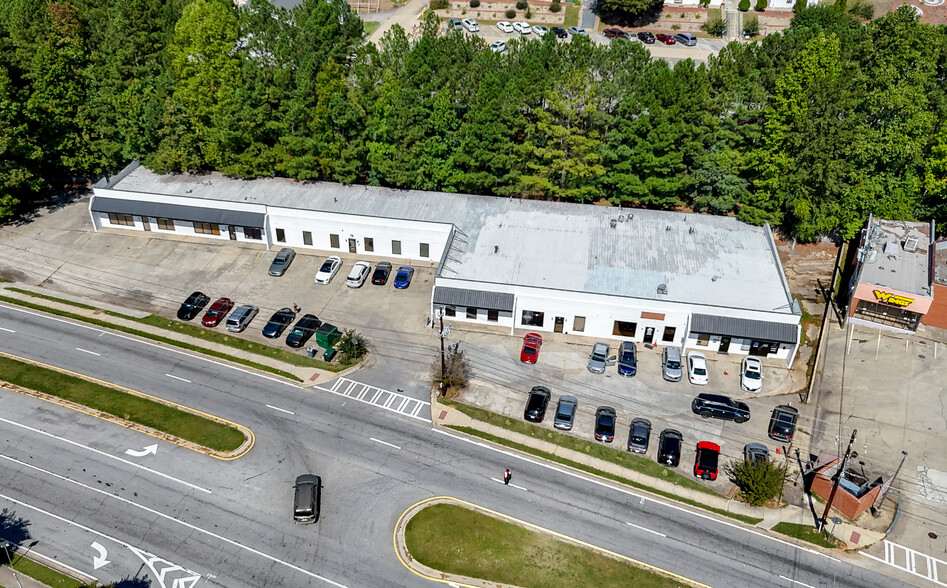 565-595 Garden Walk Blvd, Atlanta, GA for sale - Building Photo - Image 1 of 10