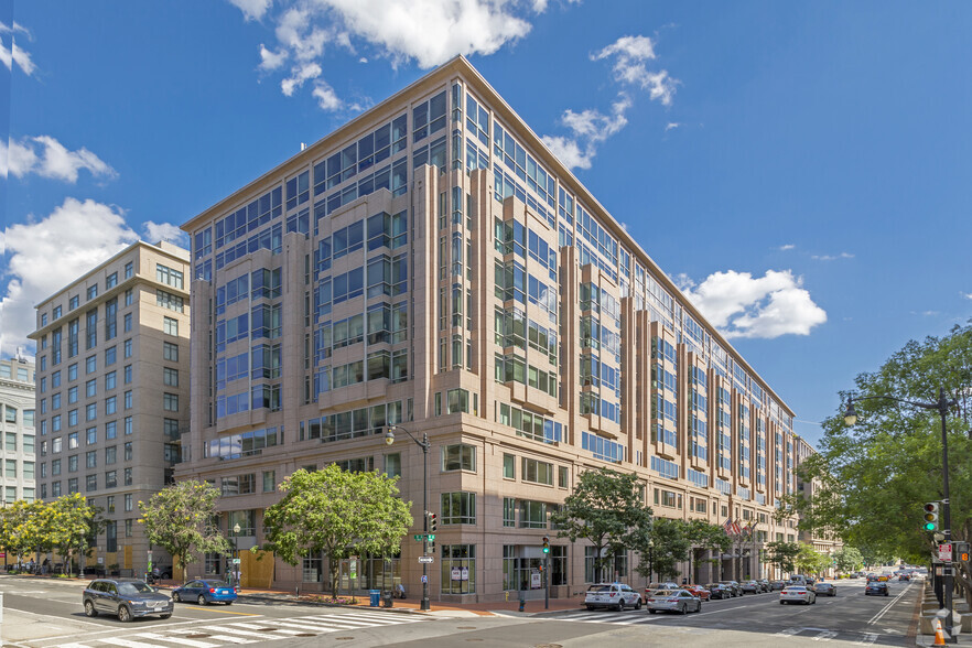 401 9th St NW, Washington, DC for rent - Primary Photo - Image 1 of 8