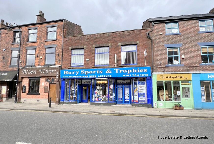 12 Bolton St, Bury to rent - Building Photo - Image 3 of 11