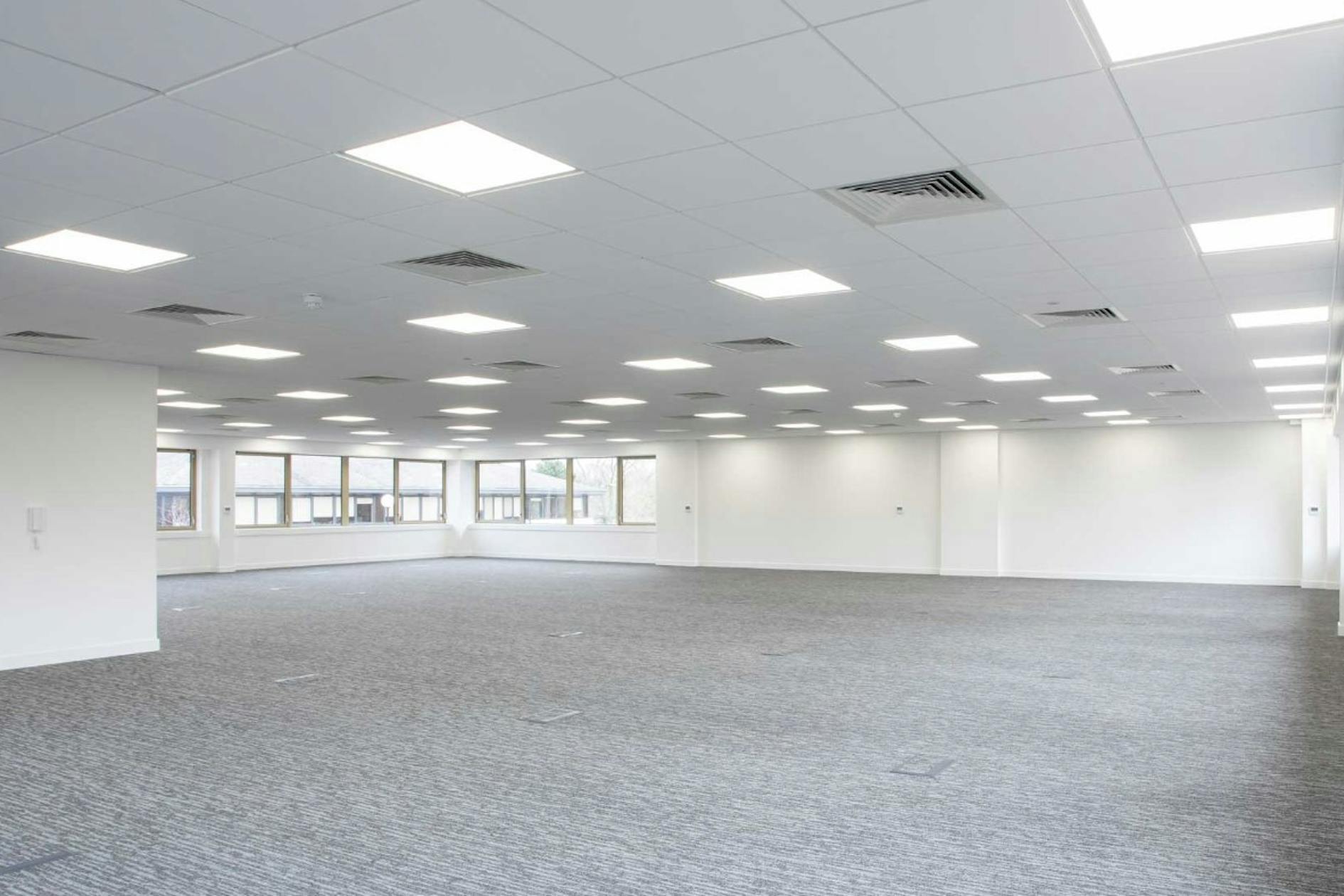 Crockford Ln, Chineham to rent Building Photo- Image 1 of 3