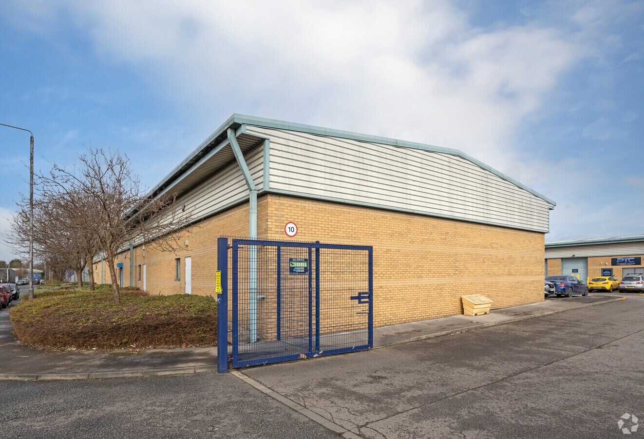 Whitwood Ln, Castleford WF10 5PX Industrial for Rent UK