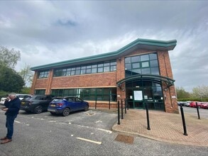 Bullerthorpe Lane, Leeds to rent Building Photo- Image 1 of 1