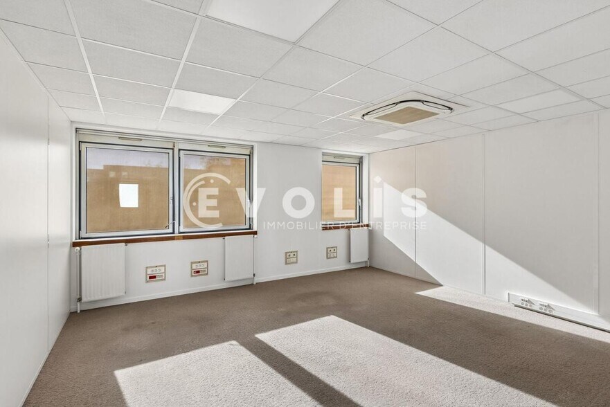 Office in Fontenay Sous Bois to rent - Interior Photo - Image 3 of 6