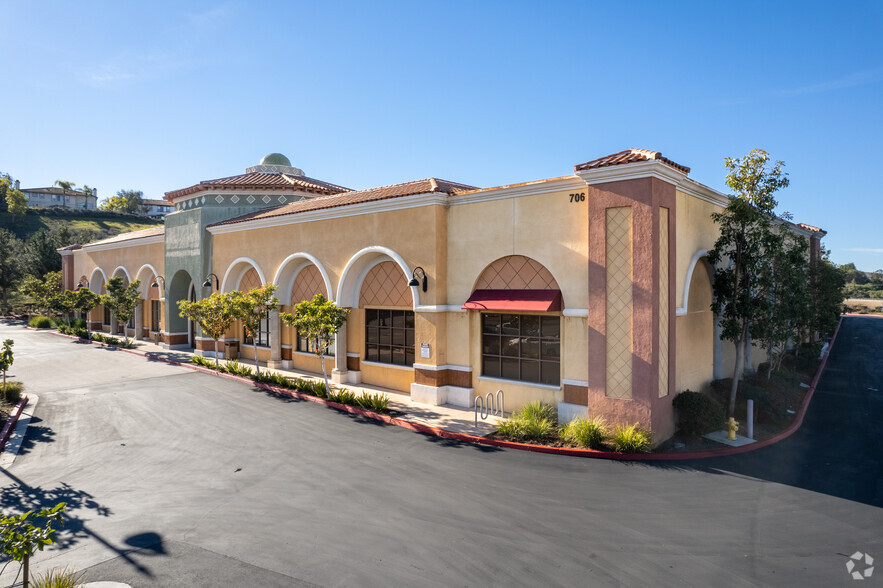 700-790 New Los Angeles Ave, Moorpark, CA for rent - Building Photo - Image 2 of 8