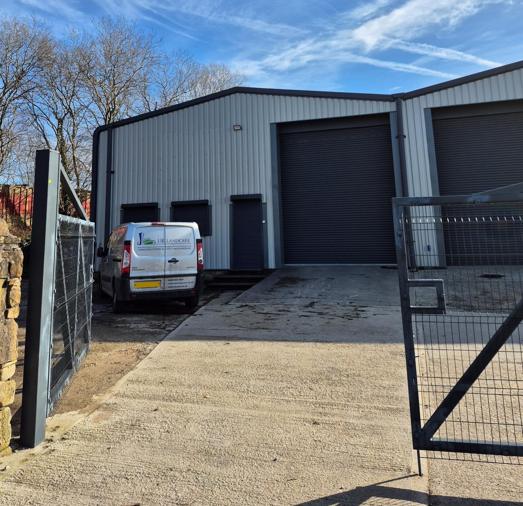 Unit D Glossop Brook Rd, Glossop to rent Building Photo- Image 1 of 1