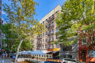 More details for 172 Thompson St, New York, NY - Retail to Rent