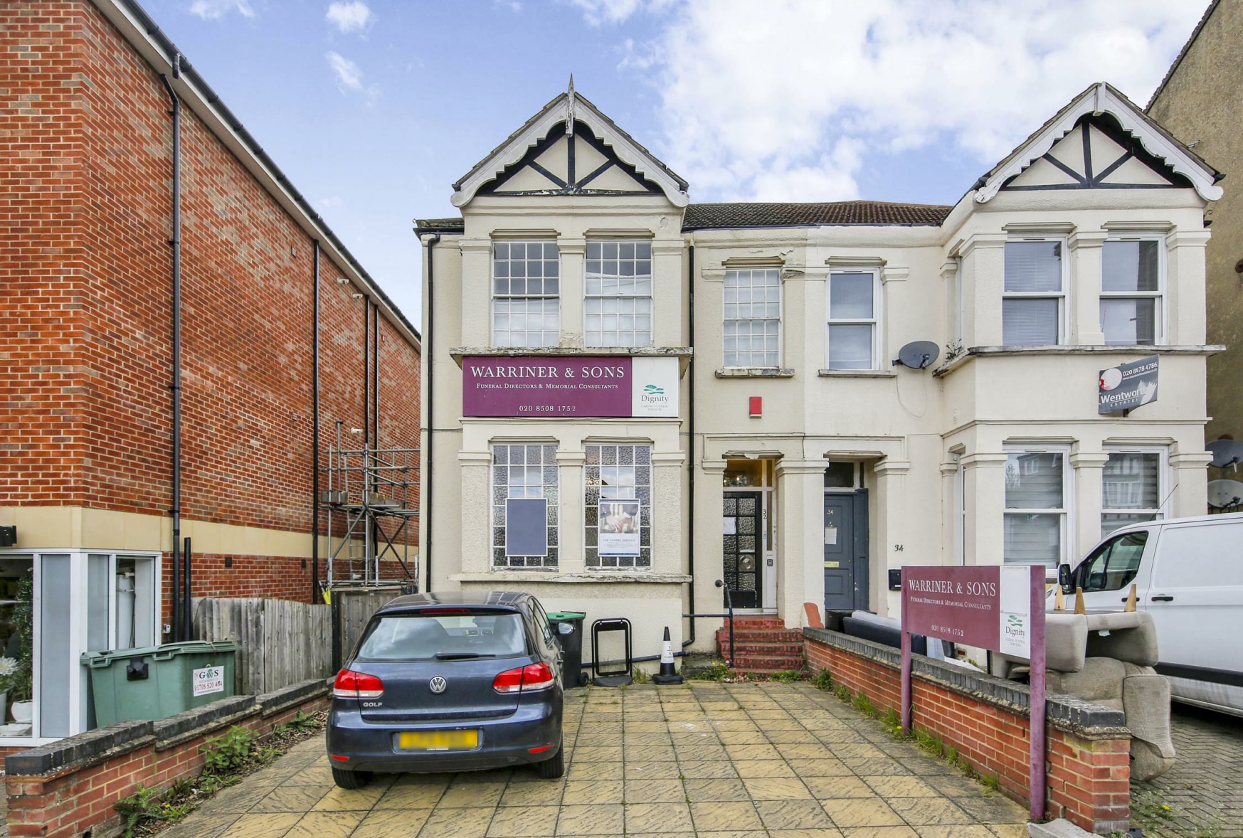 32 Church Hl, Loughton for sale Primary Photo- Image 1 of 14