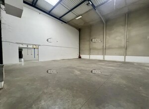 Light Industrial in Saint-Denis to rent Interior Photo- Image 2 of 5
