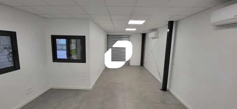 Office in Mérignac to rent - Interior Photo - Image 3 of 13