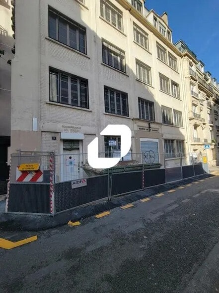 Retail in Paris for sale - Building Photo - Image 2 of 5