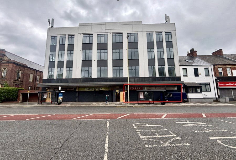 Westoe Rd, South Shields to rent Building Photo- Image 1 of 1