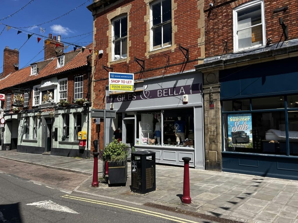 4A North Gate, Newark to rent Building Photo- Image 1 of 5